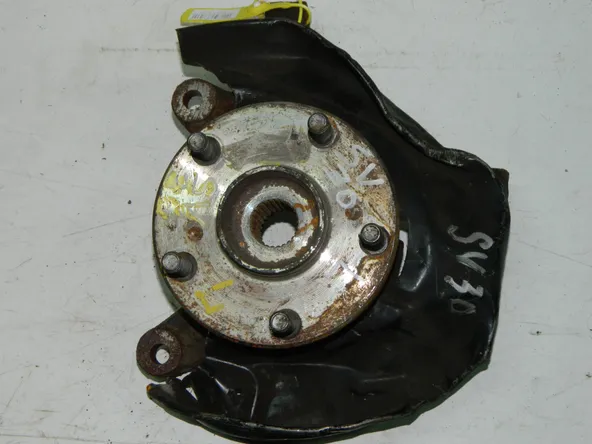 Ступица TOYOTA VISTA SV30 Перед Лев (Контрактный) 40940664