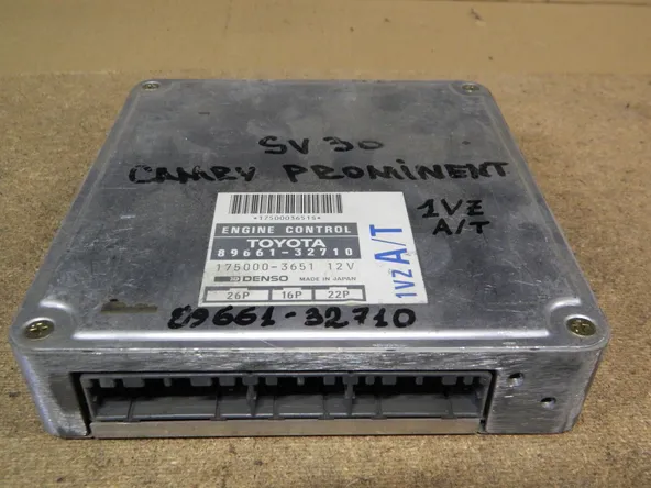 Блок управления ДВС TOYOTA CAMRY PROMINENT 1VZFE (Контрактный) 9502 8966132710
