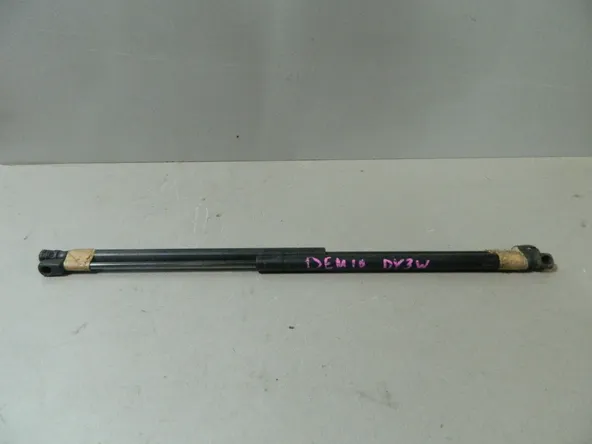 Амортизатор багажника MAZDA DEMIO DY3W (Контрактный) 81532059