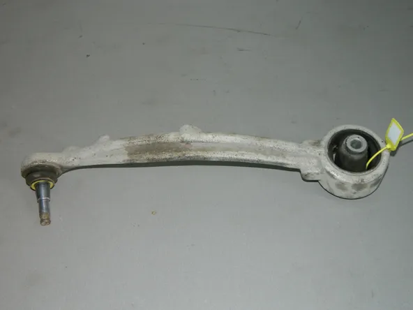 Рычаг подвески HYUNDAI EQUUS VI Перед Лев Низ (Б/У) 40940134