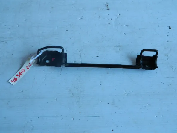 Крепление сиденья TOYOTA 7370612030 TOYOTA COROLLA ZZE120 4ZZFE Зад Лев (Б/У)