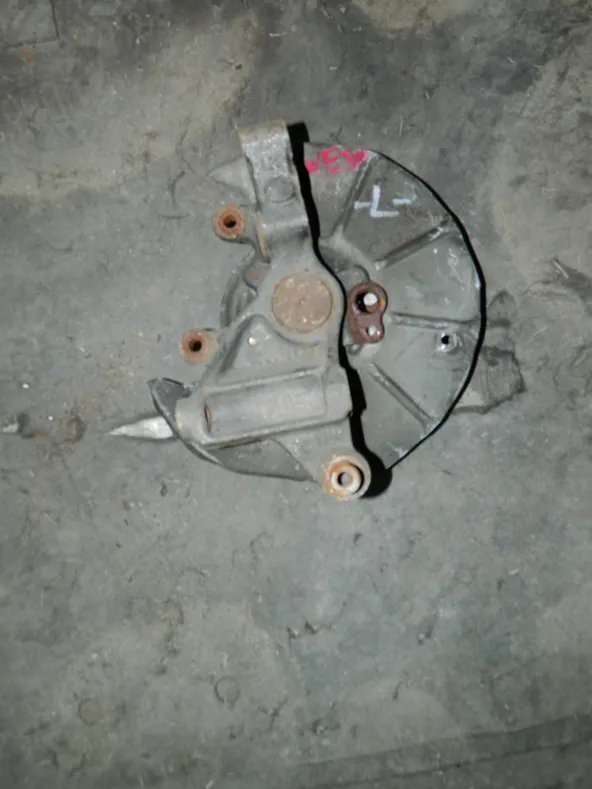 Ступица MAZDA CAPELLA GWEW Зад Лев (Контрактный) 79586949