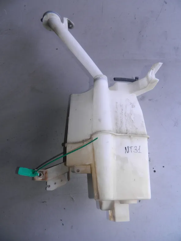 Бачок омывателя NISSAN X-TRAIL NT31 (Контрактный) 79591458
