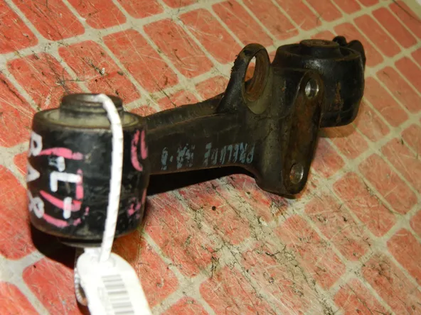 Рычаг подвески HONDA PRELUDE BA8 Перед Лев (Контрактный) 45984484