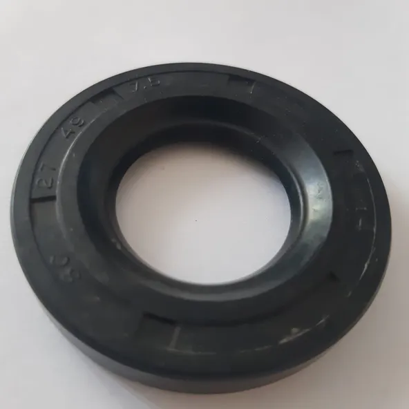 Сальник GENERAL PARTS 1327653Y10 NISSAN Sunny,Primera 27x49x7,5