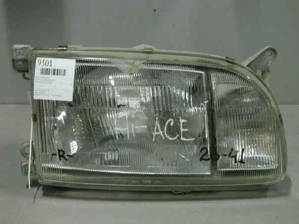 Фара TOYOTA HIACE KZH106 Перед Прав 2641 (Контрактный) 03344796