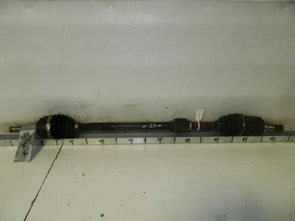 Привод NISSAN CUBE Z11 CR14DE Перед Прав (Контрактный) 35015604