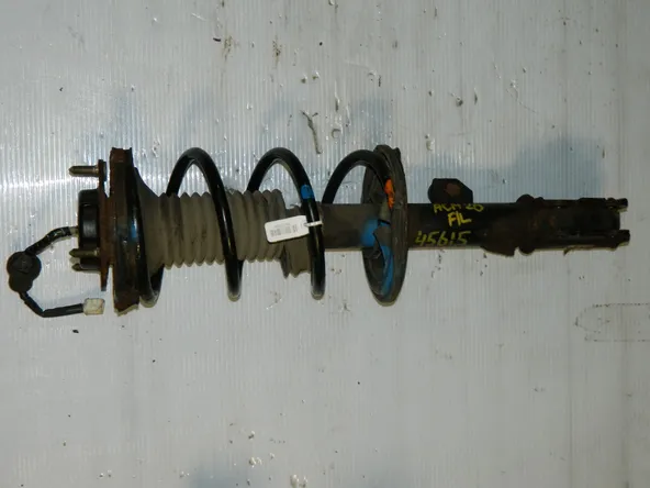 Стойка подвески TOYOTA IPSUM ACM20 Перед Лев (Контрактный)