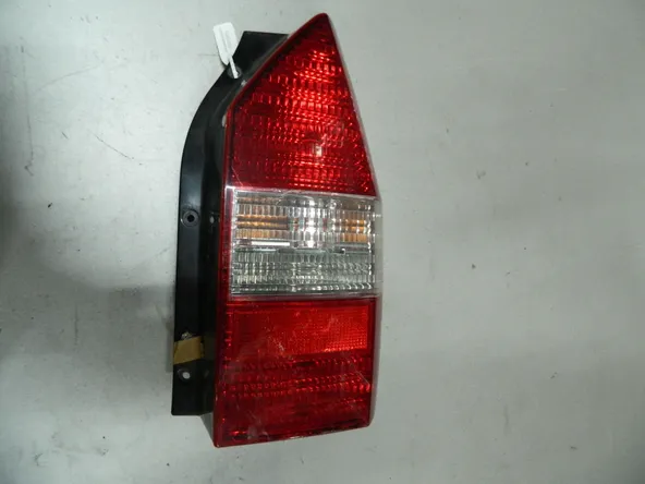 Фонарь MITSUBISHI CHARIOT N84W Зад Прав (Контрактный) 68000905