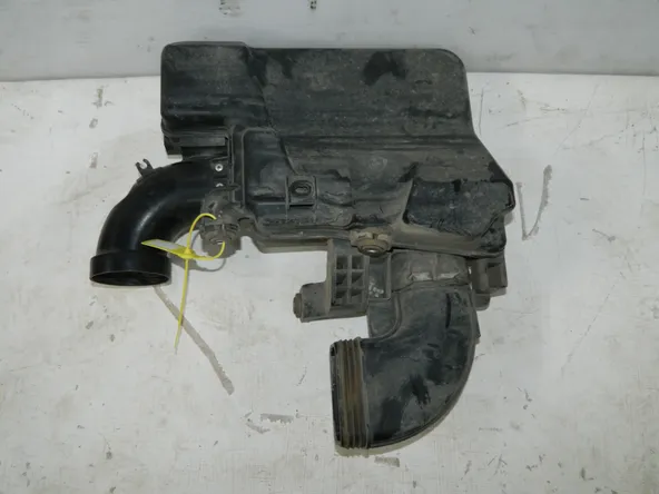 Резонатор воздушного фильтра KIA RIO QB G4FA (Б/У) 40940185