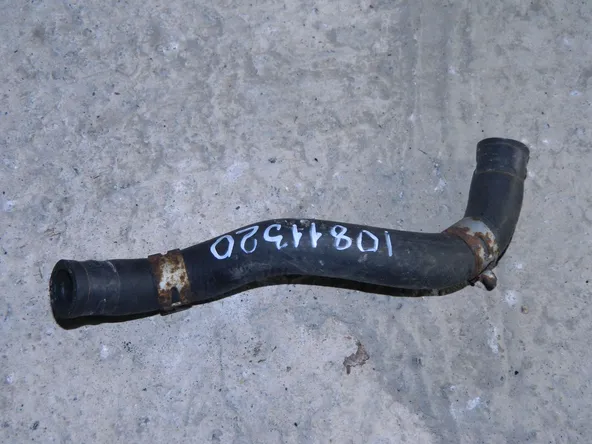 Патрубок системы охлаждения TOYOTA 1AZFSE (Контрактный) 10811320