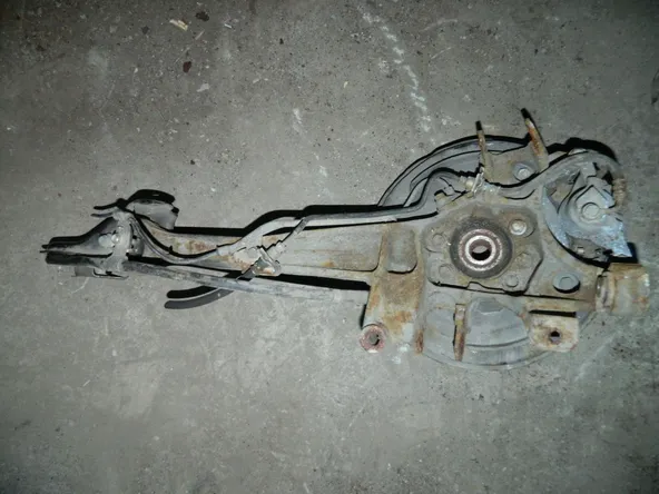 Ступица SUBARU LEGACY BH5 Зад Прав (Контрактный) 79586728