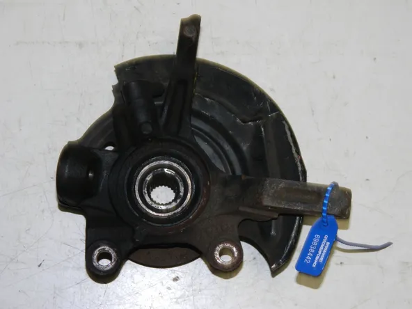 Ступица NISSAN CUBE Z10 Перед Лев (Контрактный) 69838442