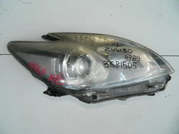 Фара TOYOTA PRIUS ZVW30 Перед Прав (Контрактный)