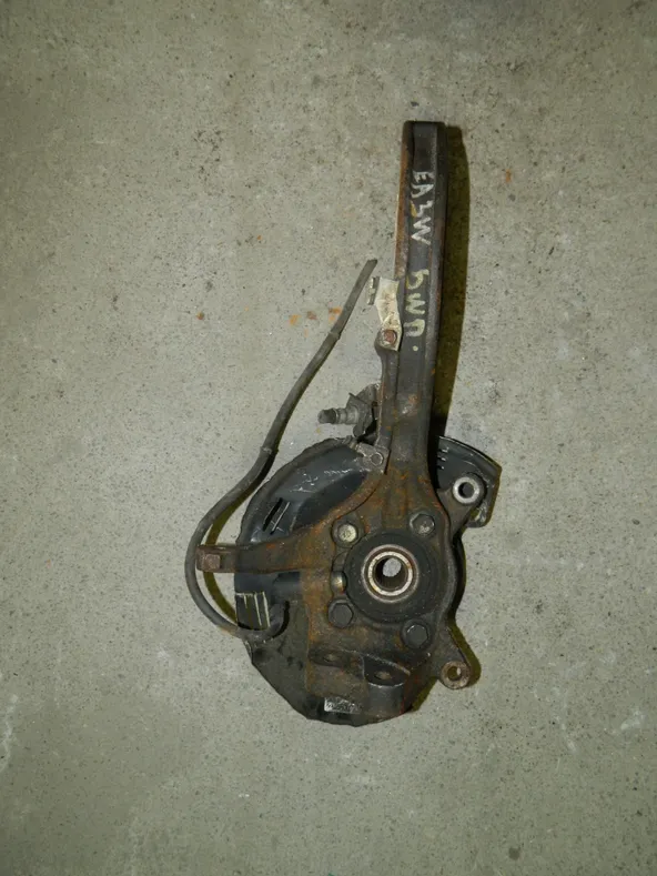 Ступица MITSUBISHI GALANT EA3W Перед Лев (Контрактный) 79591166