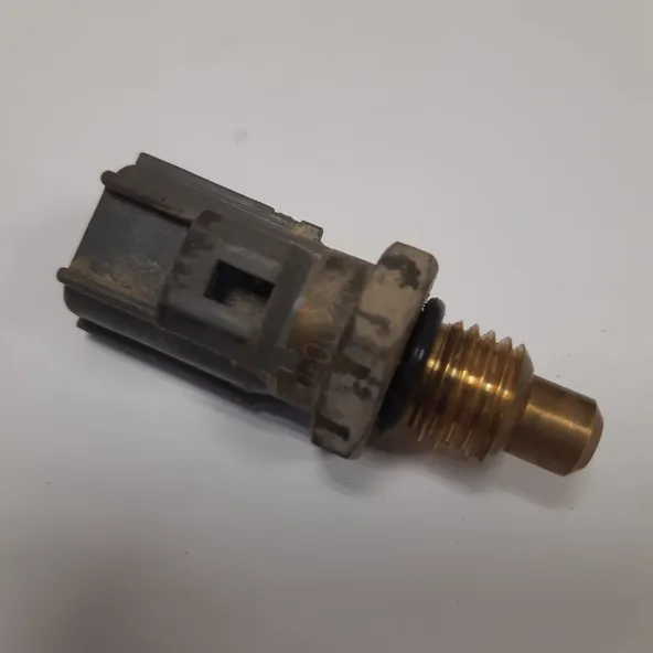 Датчик температуры охлаждающей жидкости DENSO 1797300020 ISUZU D-Max (Б/У)