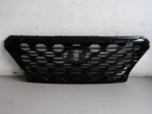 Решетка радиатора JORDEN JH02STF19007 HYUNDAI SANTA FE 2018-