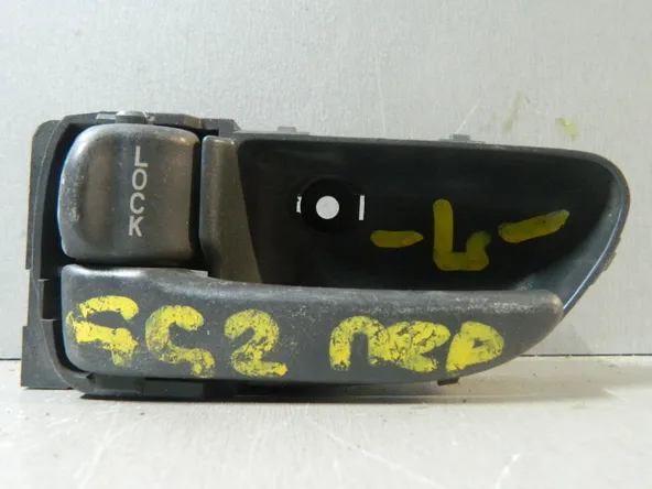 Ручка двери внутренняя SUBARU IMPREZA GG2 Лев (Контрактный) 81528419