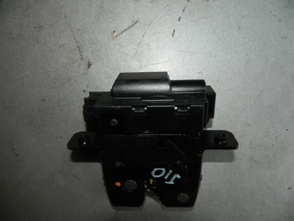 Замок 5-й двери NISSAN QASHQAI J10 (Контрактный) 235370085