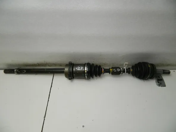 Привод NISSAN BLUEBIRD U14 SR18DE Перед Прав (Контрактный) 35015782