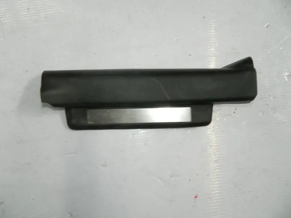 Накладка на порог LEXUS IS250 GSE20 Зад Лев (Контрактный)