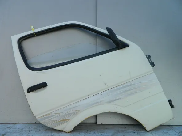 Дверь TOYOTA HIACE LH119 Перед Прав (Контрактный) 40951294 6700126110