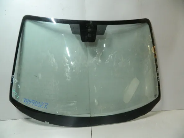 Стекло лобовое MAZDA MAZDA3 BK (Контрактный) 79590327