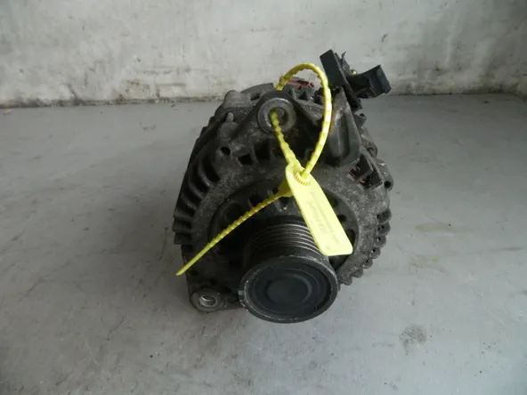 Генератор NISSAN SERENA C24 QR20DE (Контрактный) 94584168