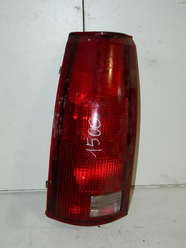 Фонарь CHEVROLET TAHOE GMT410 Зад Лев (Б/У) 79586984