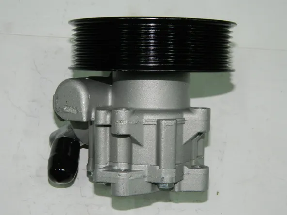 Насос ГУР GENERAL PARTS A0044668301 MERCEDES-BENZ C-CLASS CL203, S202, W202