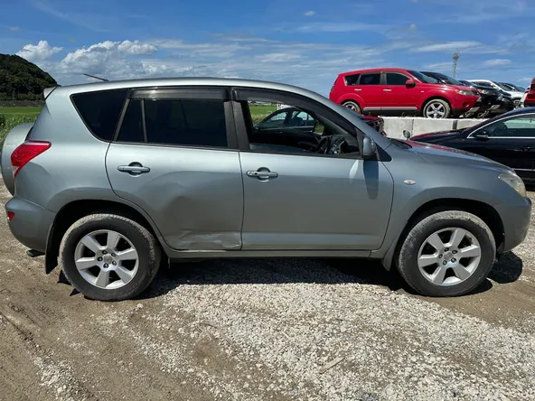 Крыло TOYOTA RAV4 ACA31 Перед Прав (Контрактный) 29011011