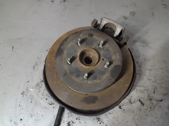 Ступица TOYOTA WELLFIRE ATH20 Зад Прав (Контрaктный) 94603650