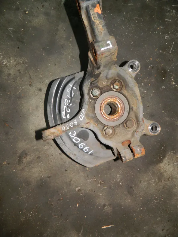 Ступица NISSAN QASHQAI J10 Перед Лев (Контрактный) 1022330661