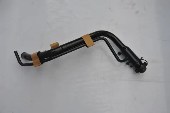 Горловина топливного бака GENERAL PARTS MR135539 MITSUBISHI PAJERO SPORT K94W 4D56, 4M40, 6G72, 6G74