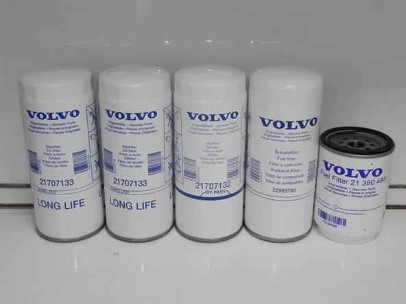 Комплект фильтров VOLVO 85137594