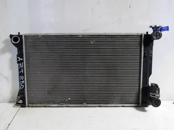 Радиатор ДВС TOYOTA AVENSIS AZT250 (Контрактный) 69838047