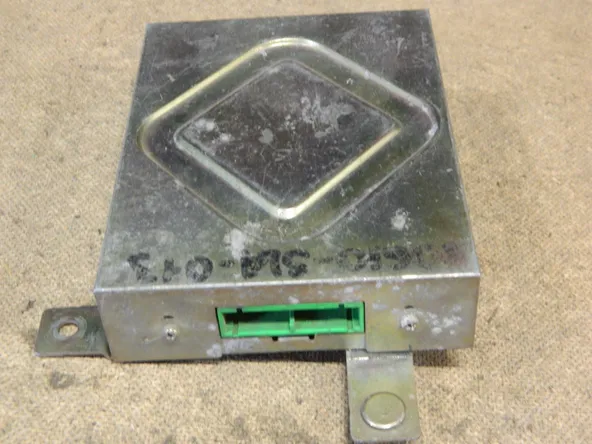 Блок управления ДВС HONDA VIGOR G20A (Контрактный) 79590681