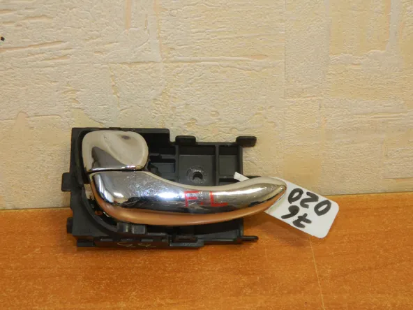 Ручка двери NISSAN MAXIMA A33 Лев (Б/У) 76020