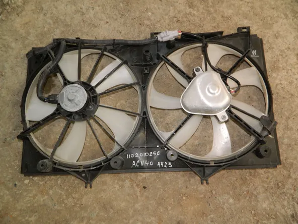 Диффузор радиатора TOYOTA CAMRY ACV40 (Контрактный) 1102010256 1636323010