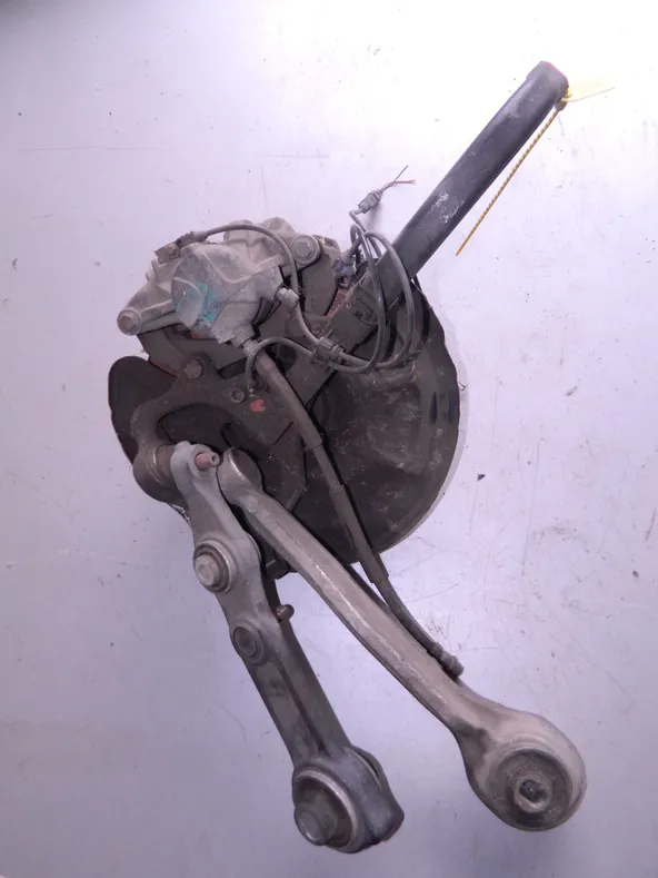 Ступица MERCEDES-BENZ E-Class W211 Перед Лев (Контрактный) 94599980