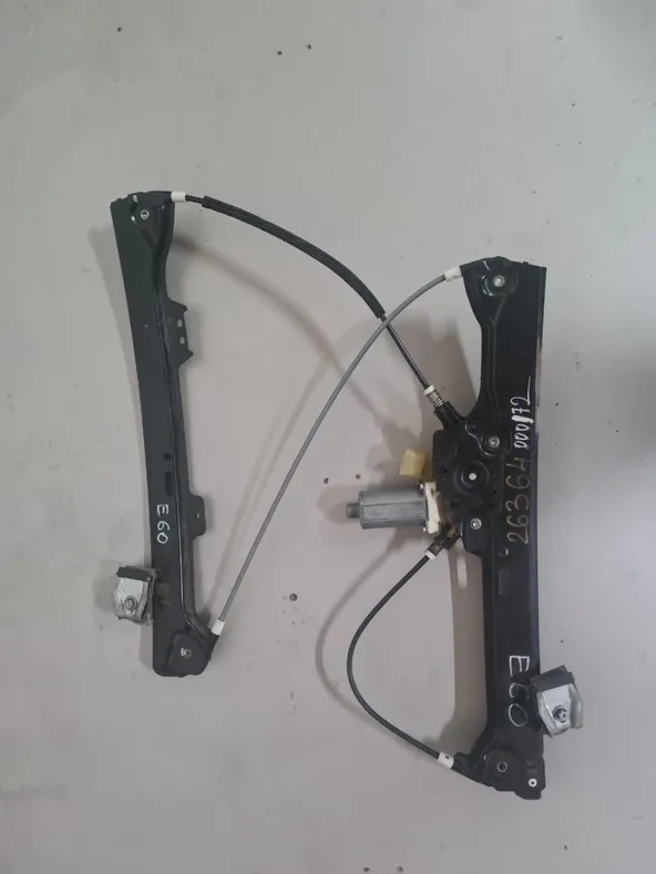 Стеклоподъемник BMW 5-SERIES E60 Перед Лев (Контрактный) 2636400072