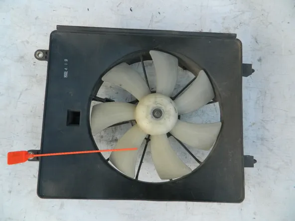 Диффузор радиатора HONDA STREAM RN1 (Контрактный) 72355177