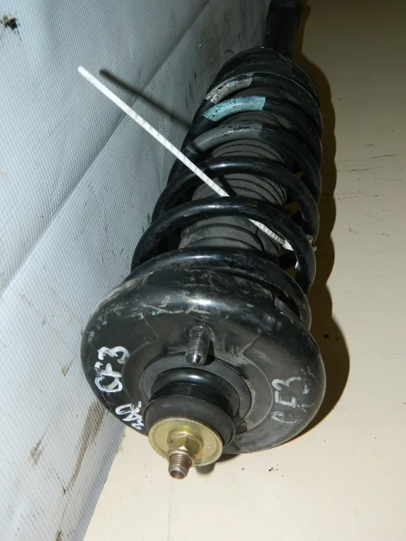 Стойка подвески HONDA TORNEO CF3 Зад (Контрактный) 45976939