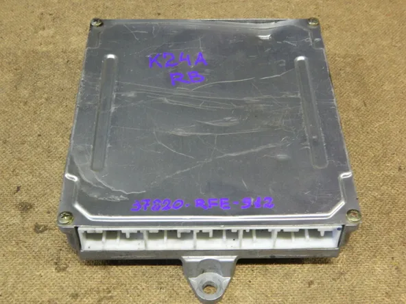 Блок управления ДВС HONDA ODYSSEY K24A (Контрактный) 79590500 37820RFE912