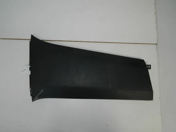 Обшивка средней стойки Volkswagen Polo MK5 CFN Низ. Прав (Б/У)