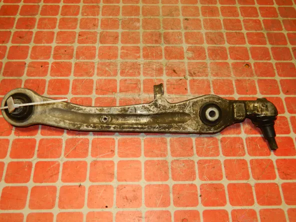 Рычаг подвески AUDI A8 4E2 Перед Низ (Контрактный) 45980886 4E0407155C