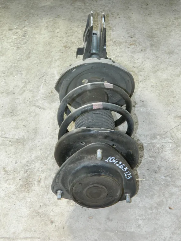 Стойка подвески SUBARU XV GP7 Перед (пара) (Контрактный) 104263123