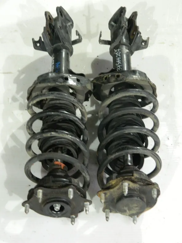 Стойка подвески HONDA CR-V RE4 Перед (пара) (Контрактный) 37966207