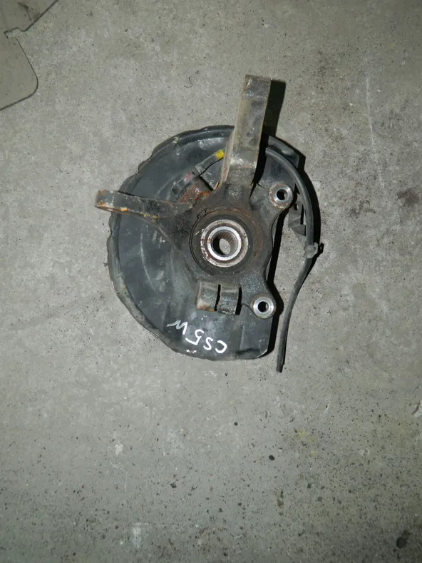 Ступица MITSUBISHI LANCER CEDIA CS5W Перед Лев (Контрактный) 79591135