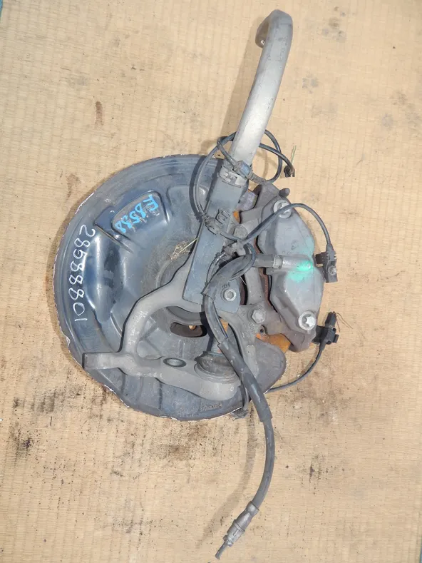 Ступица MERCEDES-BENZ E-Class W211 Перед Прав (Контрактный) 28588801